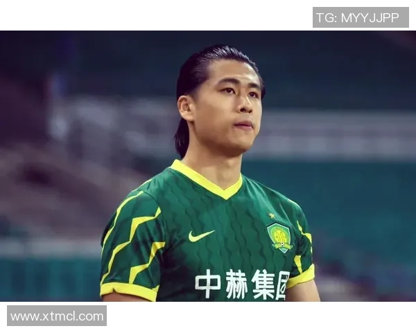 中国足球明星独家采访揭秘成长历程与未来梦想的背后故事